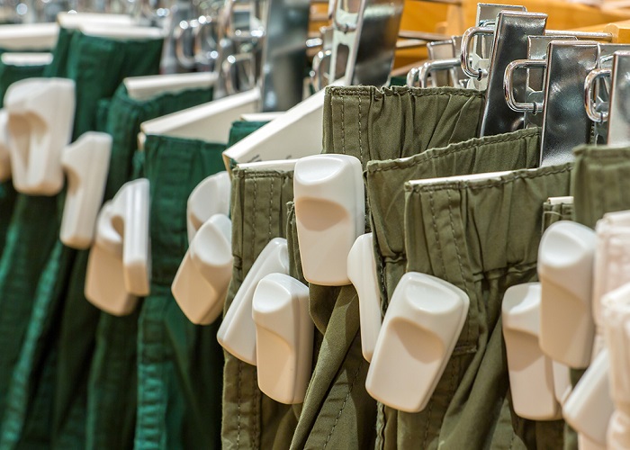 Tai-sao-su-dung-tem-tu-cung-va-tem-tu-mem-an-ninh-de-bao-ve-san-pham